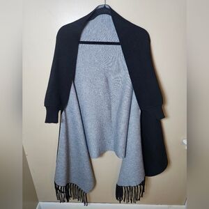 Carolina Clothing Company Black Gray Reversible Row Shawl One Size Fringe Warm
